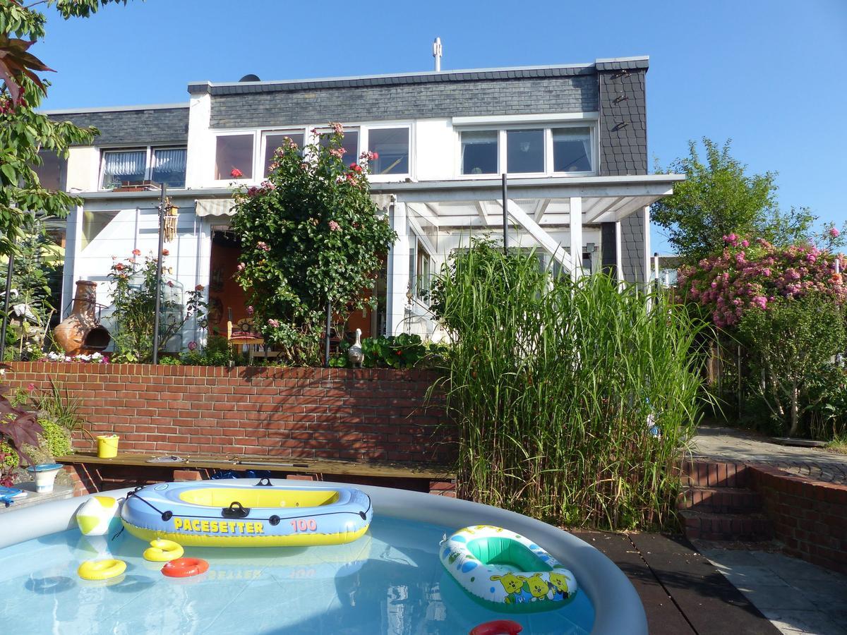 Holiday Flat In Wuppertal With Its Own Pool Exterior foto